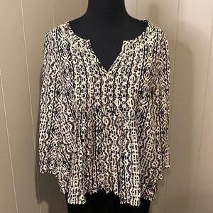Vanessa Virginia Top 0 Black Tan Boho Print Pleated Flowy Southwest